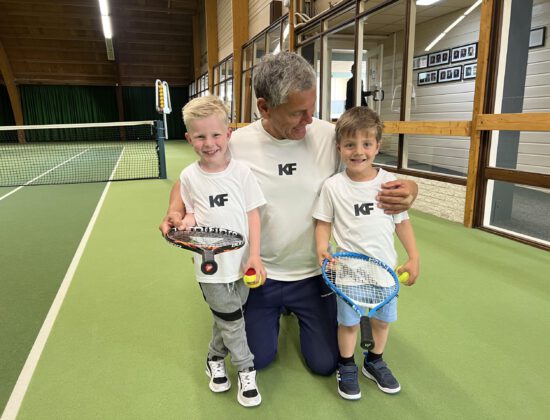 Tennis Dinxperlo voor jong en oud